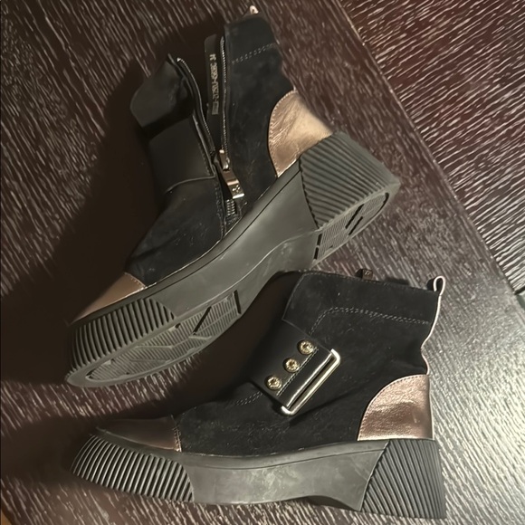 New Suede Bronx Black and Bronze Ankle Boots - Picture 2 of 5